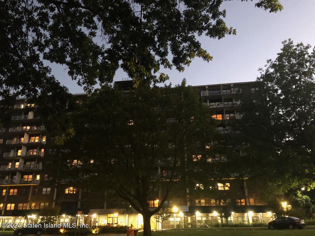 1100 Clove Road 7-o Image 1