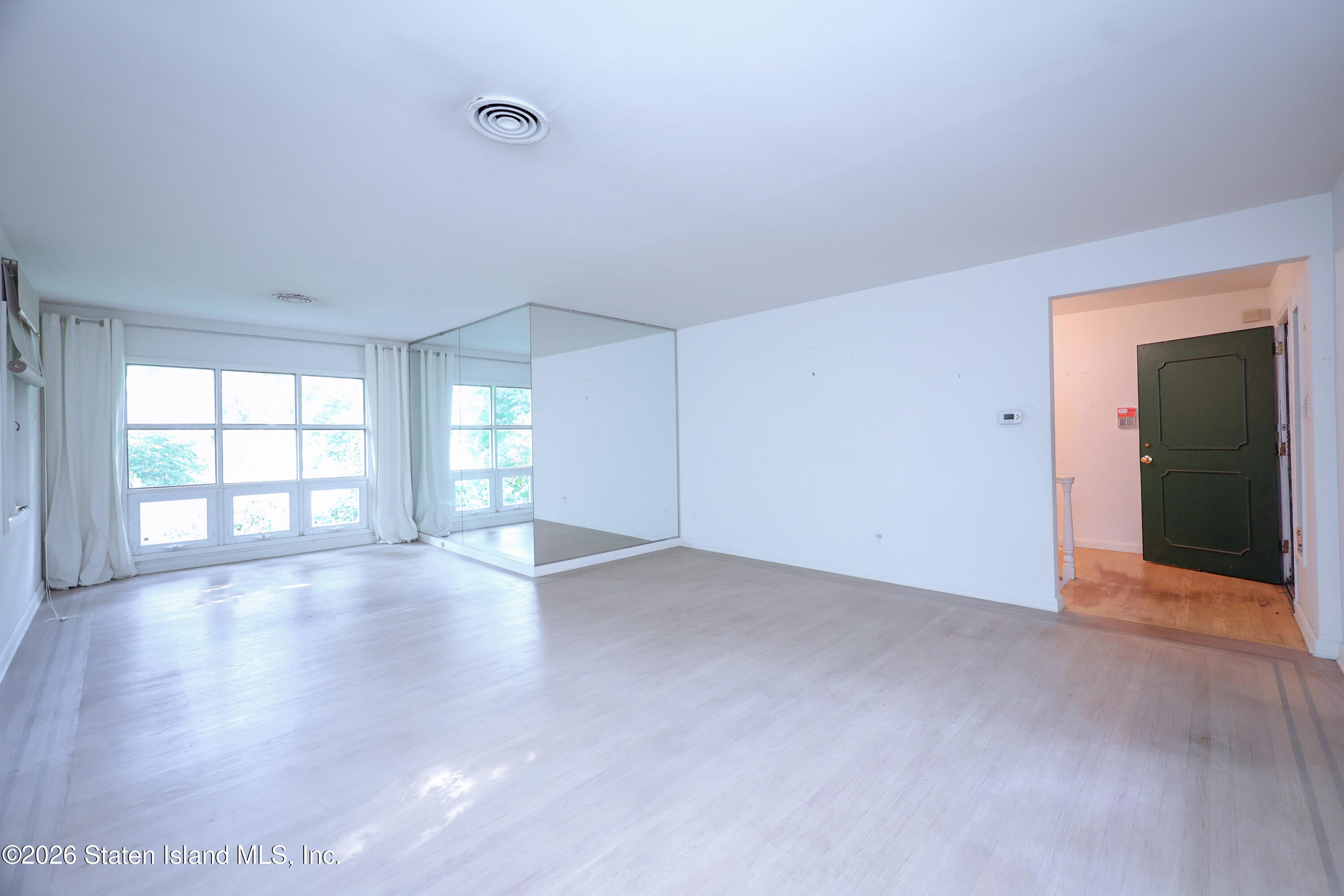 260 Douglas Road, Staten Island, NY, 10304 image 13