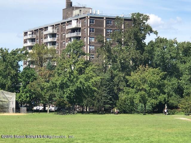 1100 Clove Road 7-o Image 2