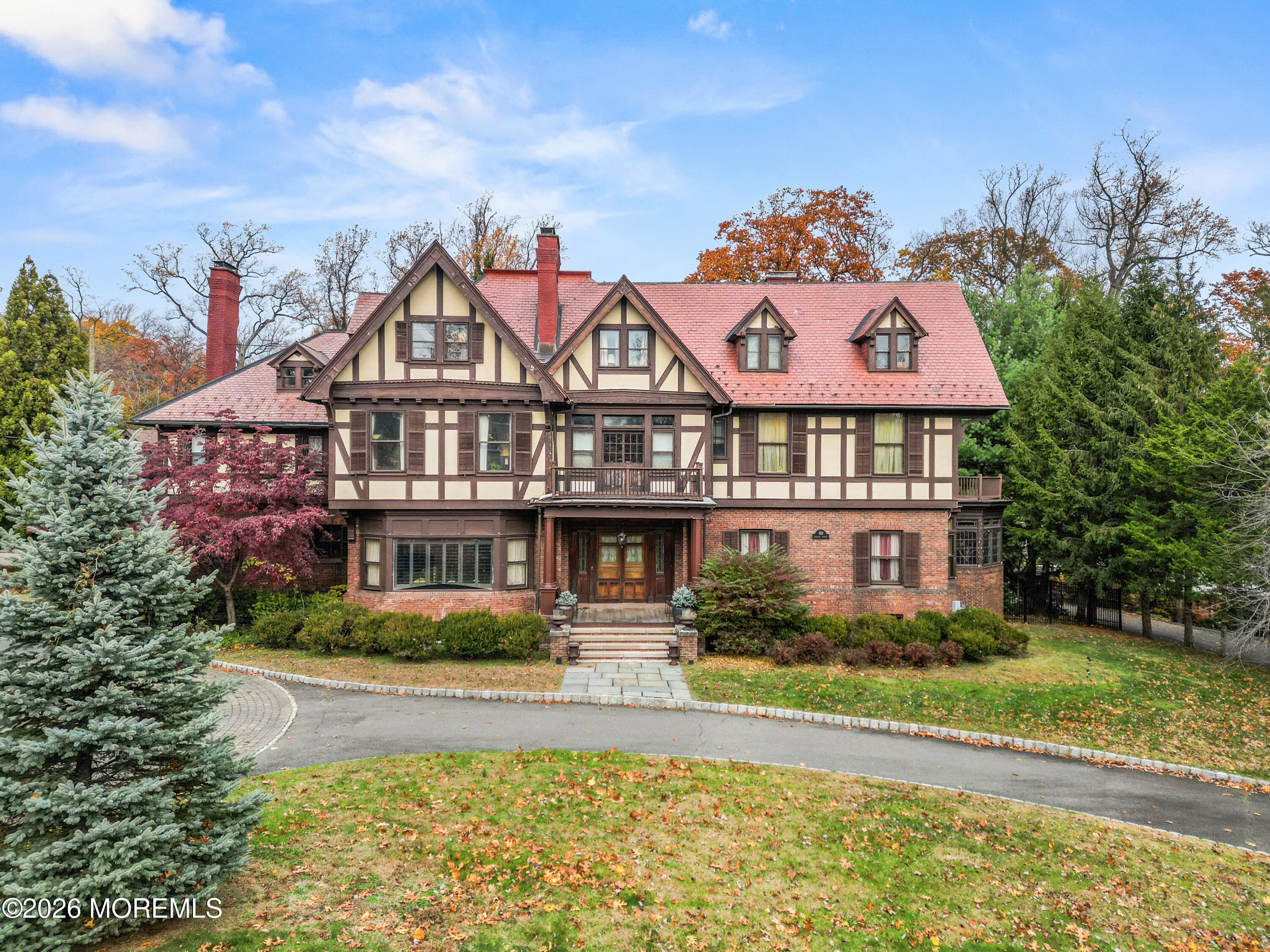 90 Gregory Avenue Image 1