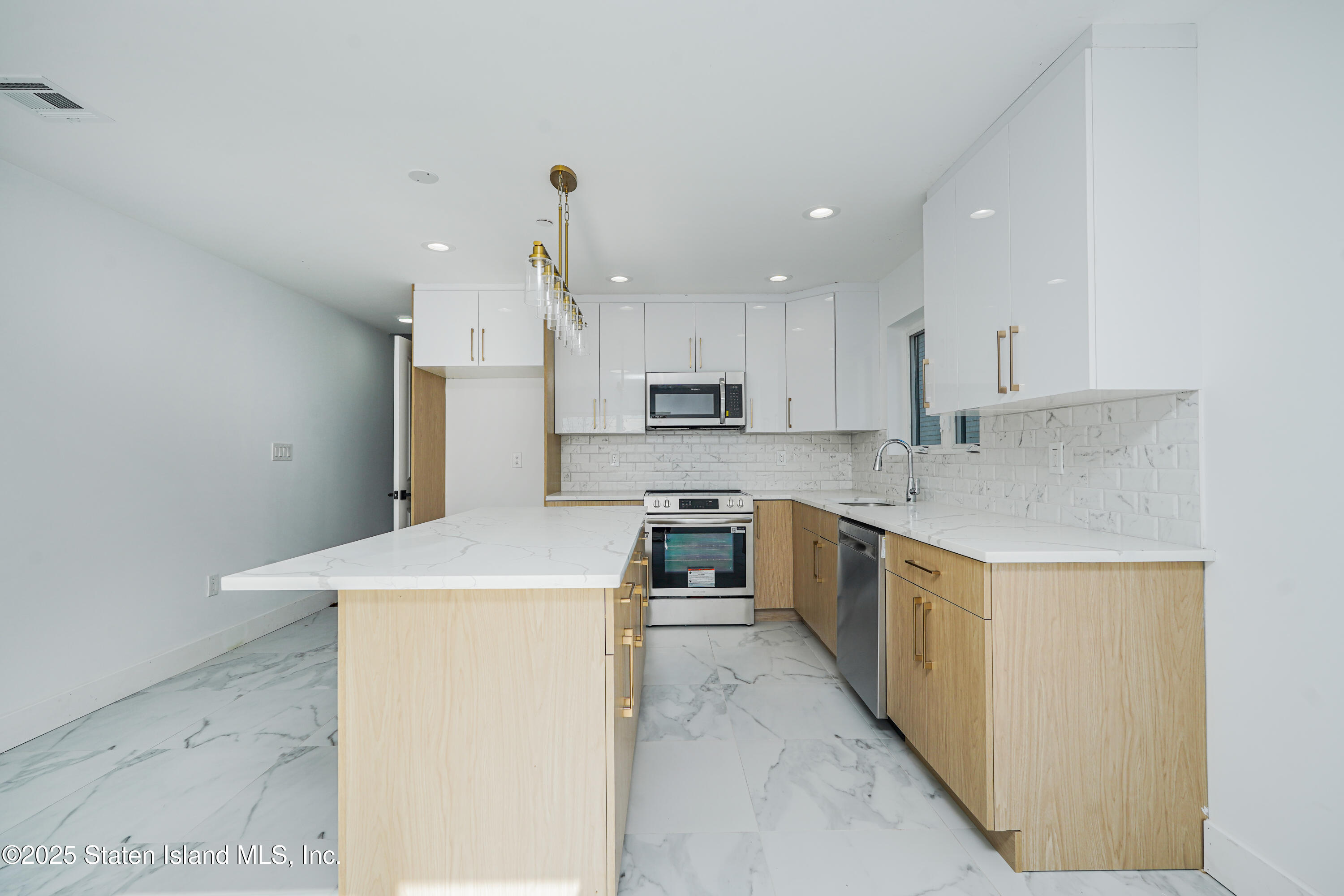 66 Hempstead Avenue, Staten Island, NY, 10306 image 10