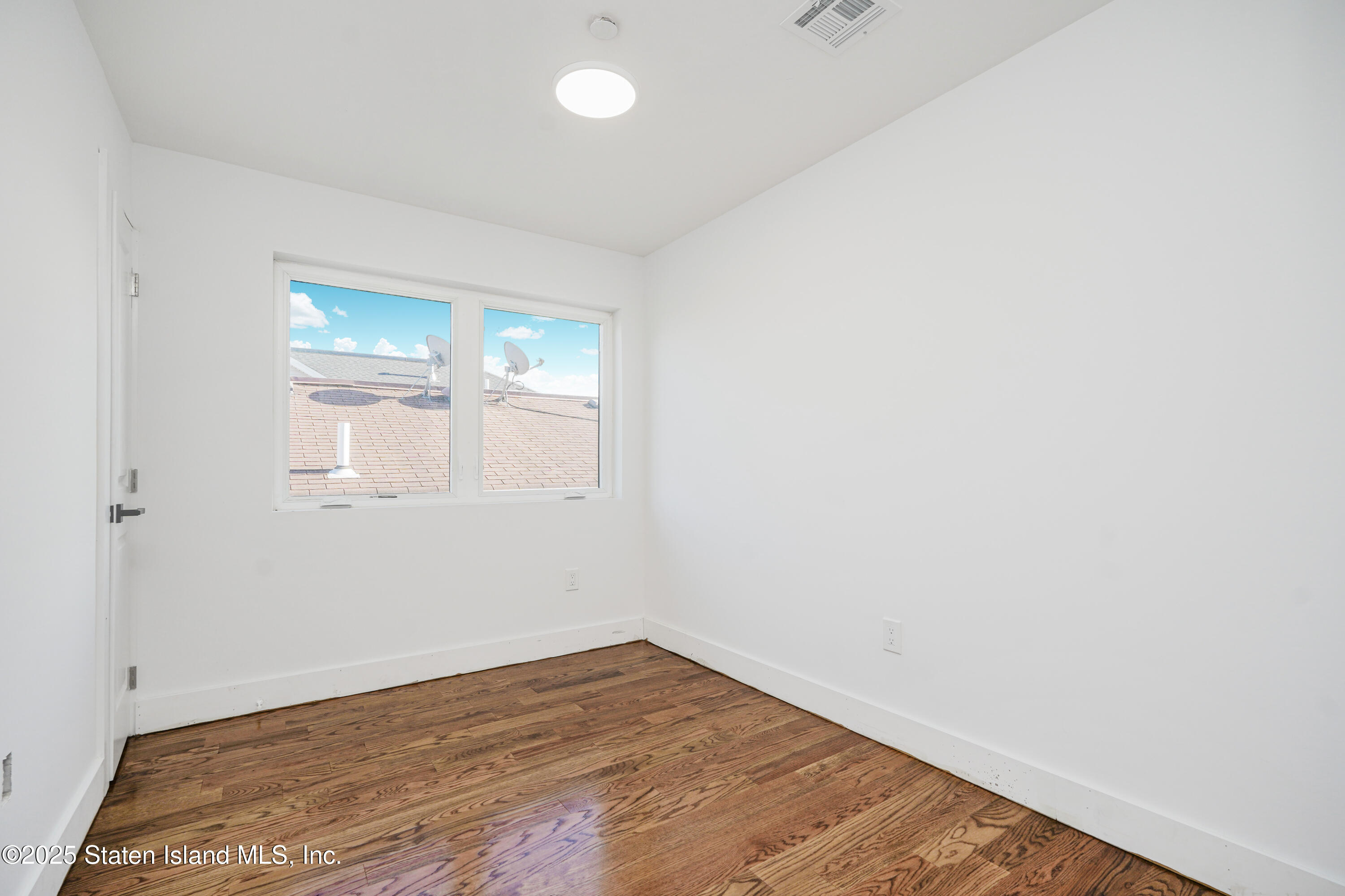 66 Hempstead Avenue, Staten Island, NY, 10306 image 16