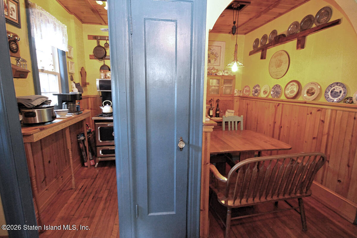 54 City Boulevard, Staten Island, NY, 10301 image 12