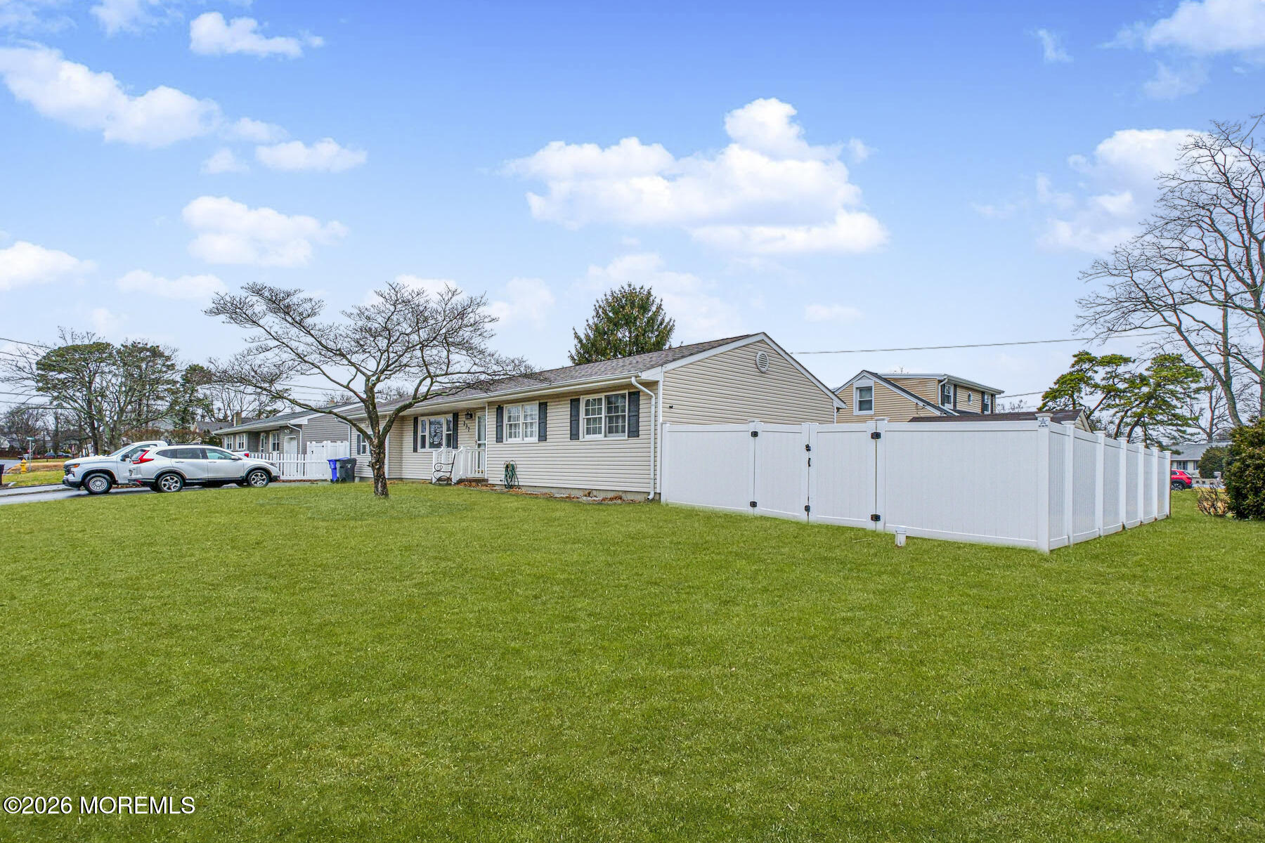 237 Pine Tree Drive Image 3