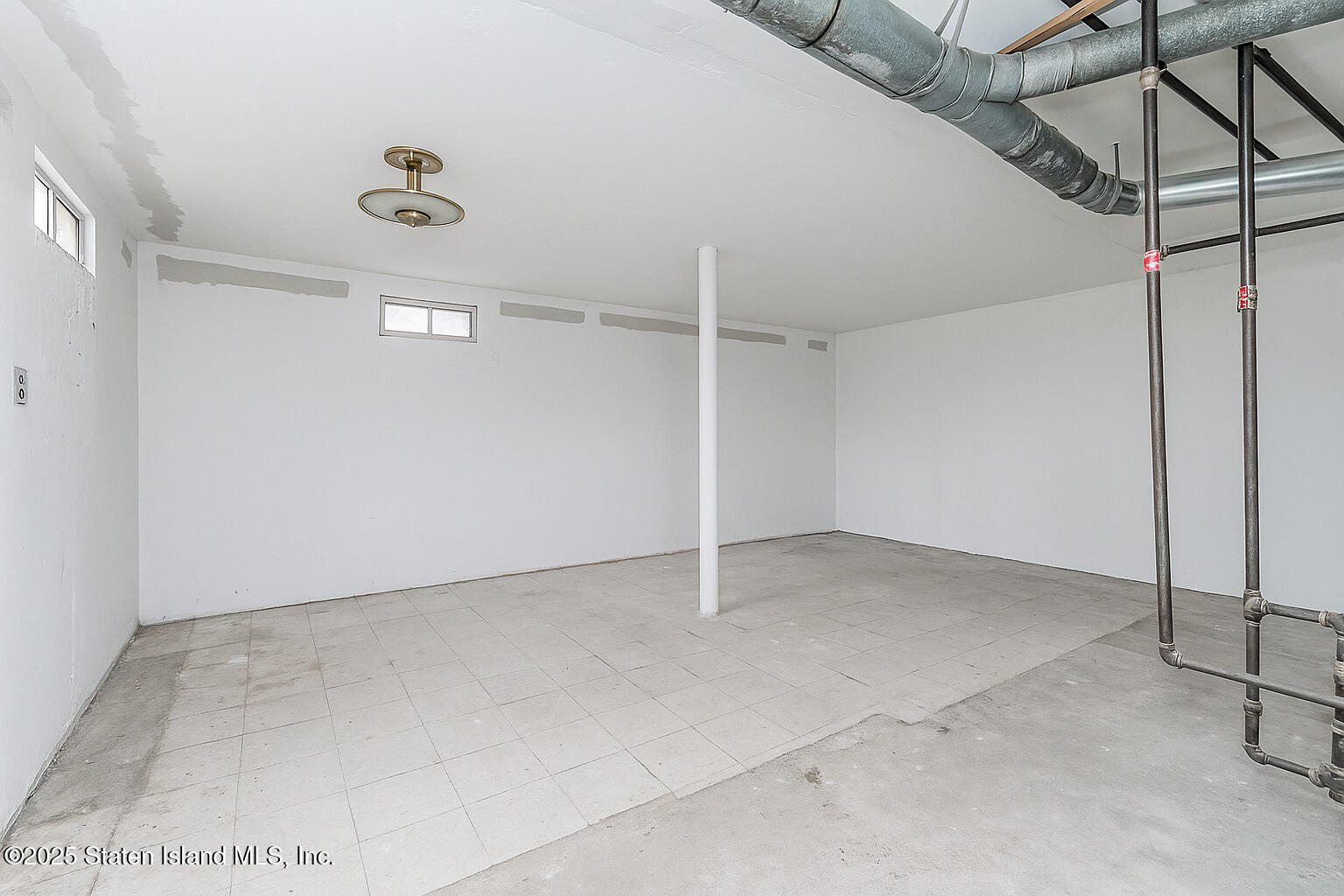 622 Hylan Boulevard, Staten Island, NY, 10305 image 13