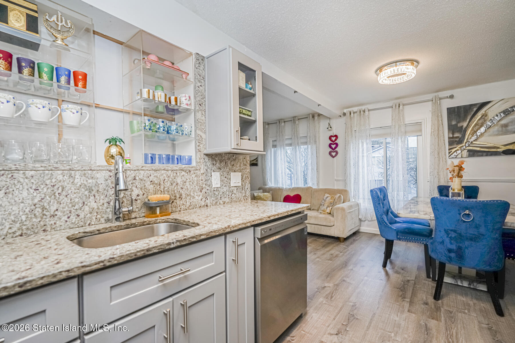 553 Ilyssa Way, Staten Island, NY, 10312 image 9