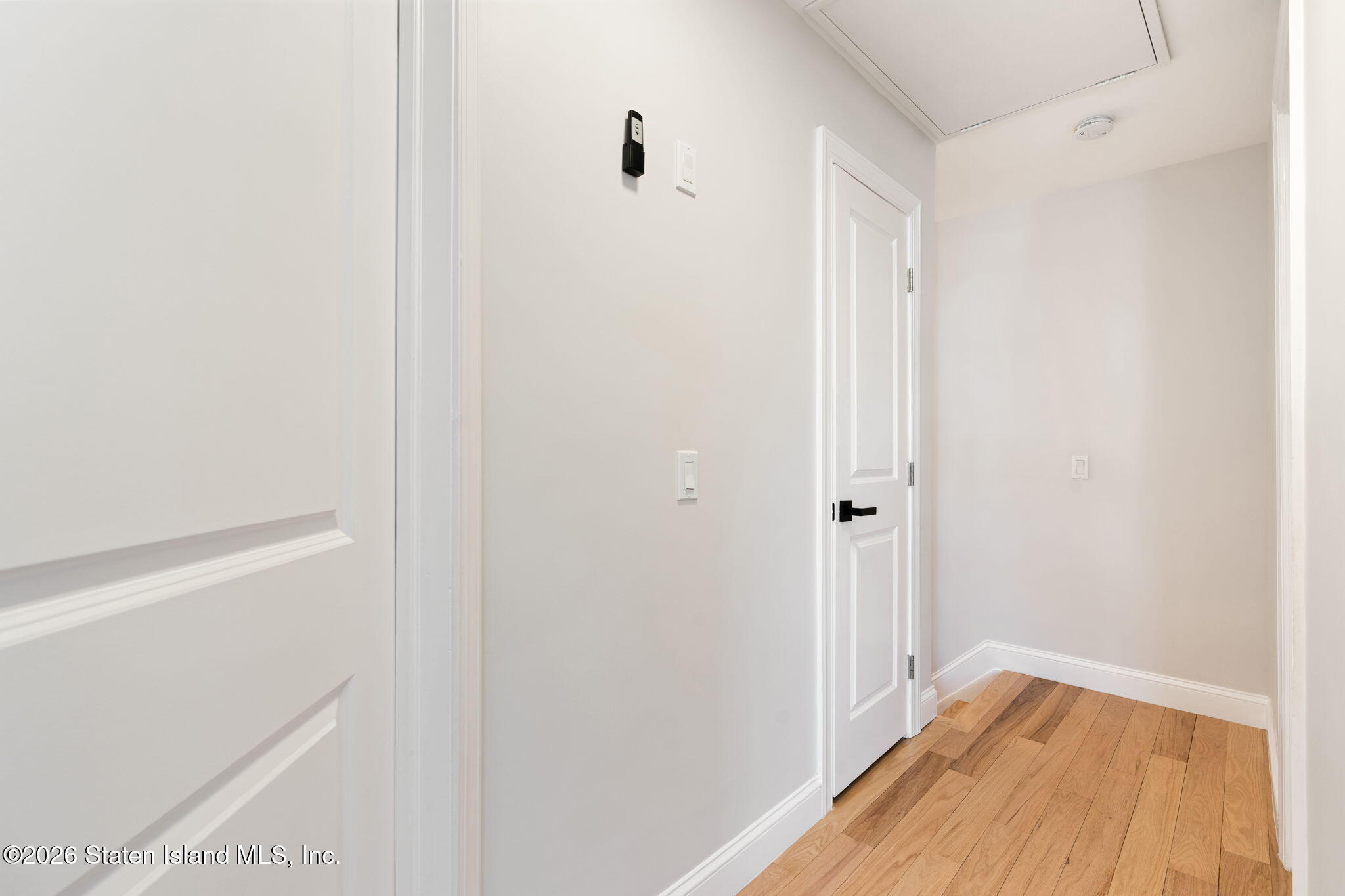 64 Country Drive, Staten Island, NY, 10314 image 14