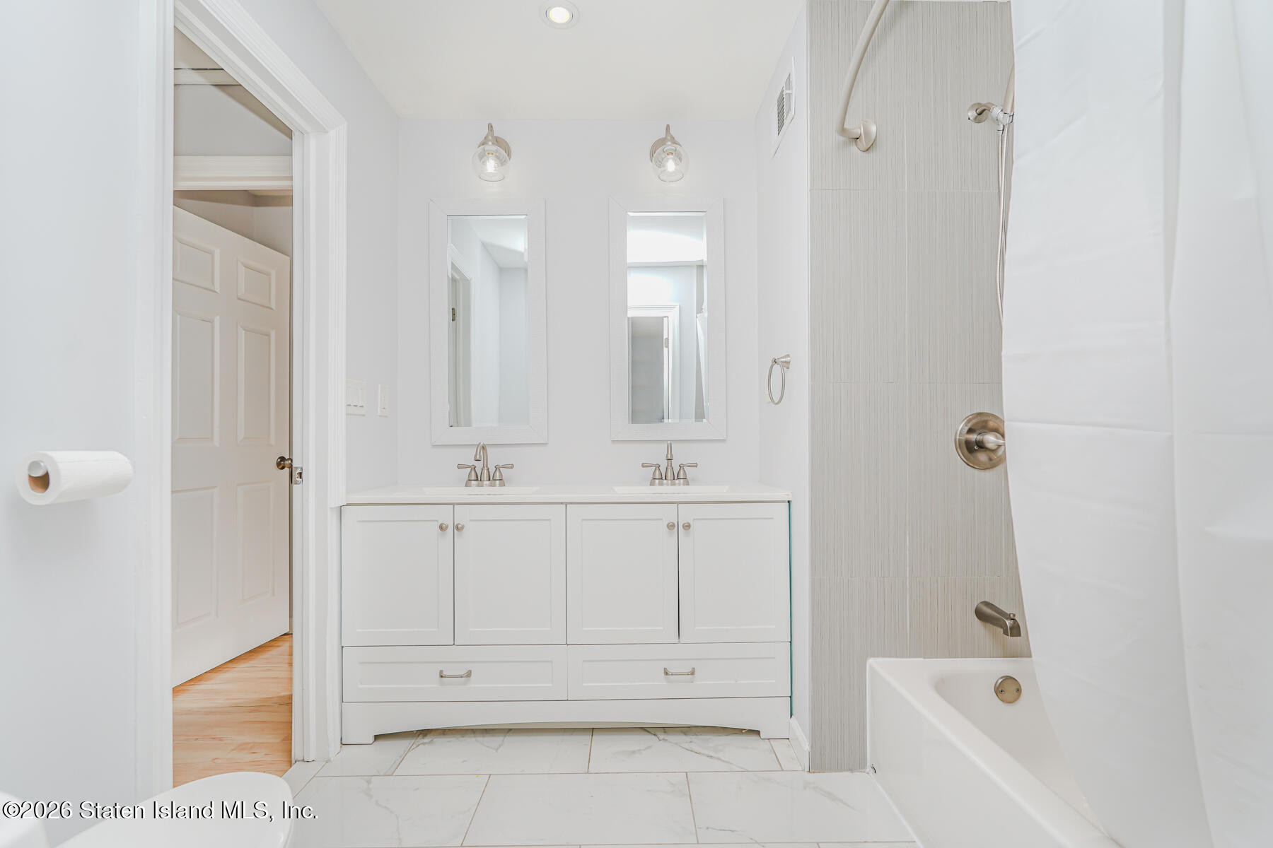 1818 Forest Hill Road, Staten Island, NY, 10314 image 19