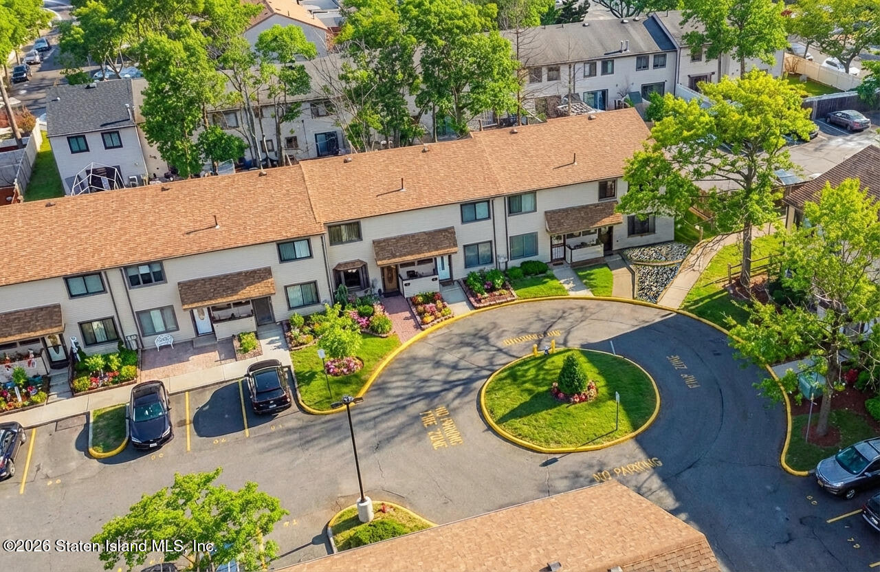 104 Bower Court, Staten Island, NY, 10309 image 41