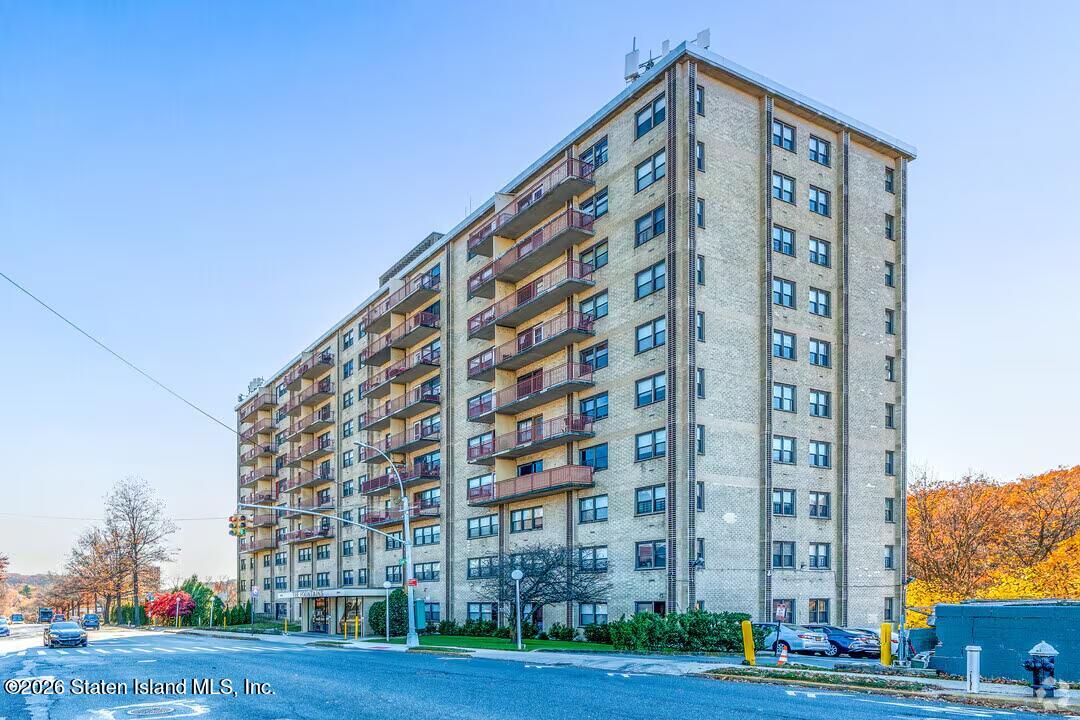 1000 Clove Road 2p, Staten Island, NY, 10301 image 14