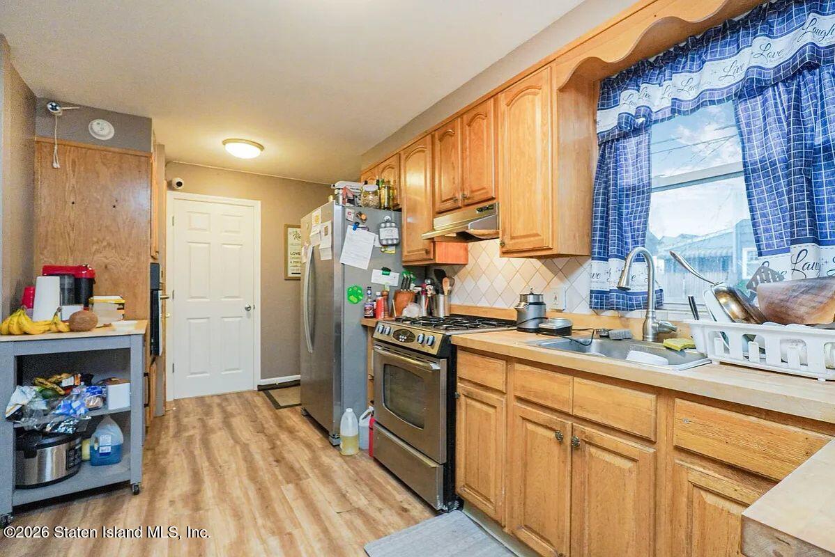 202 Watchogue Road, Staten Island, NY, 10314 image 12