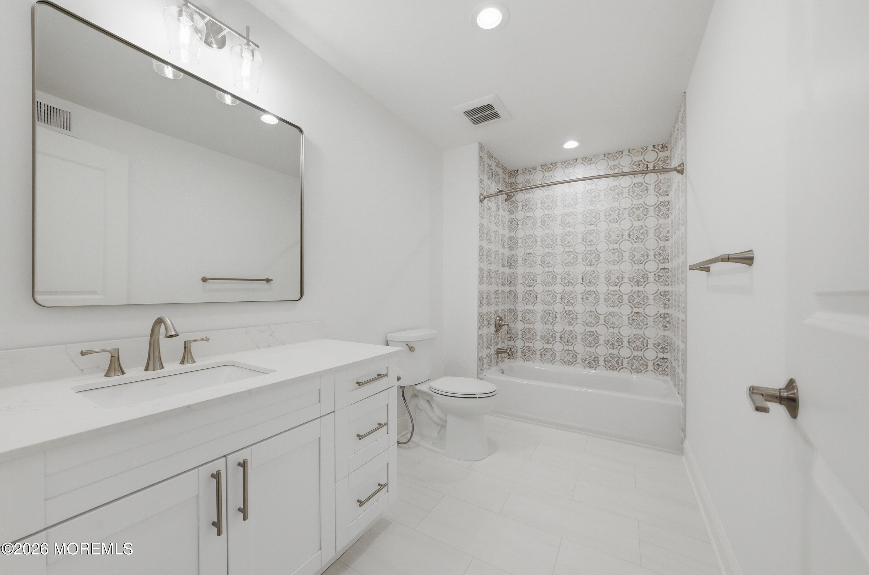 10 Remington Court, Farmingdale, NJ, 07727 image 14