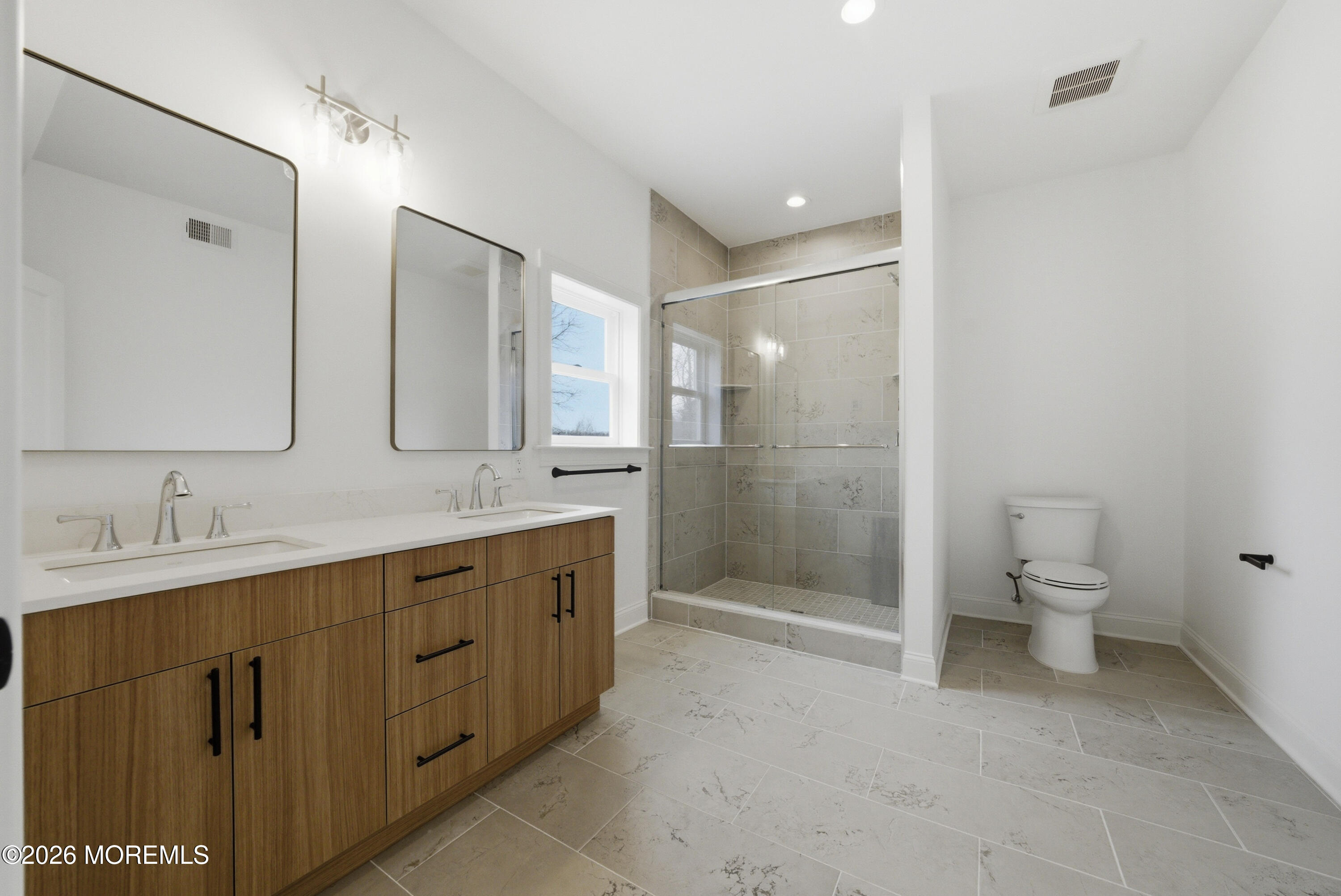 10 Remington Court, Farmingdale, NJ, 07727 image 12