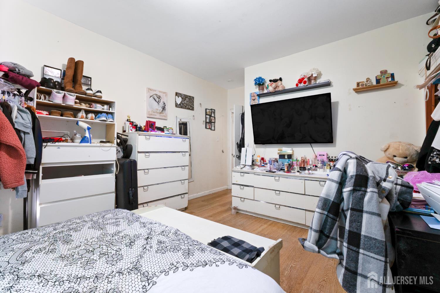 183 Walnut Street, Paterson, NJ, 07522 image 24