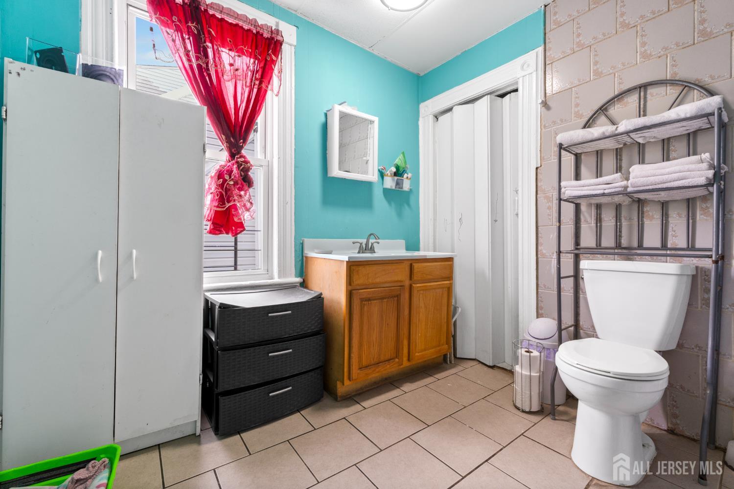 183 Walnut Street, Paterson, NJ, 07522 image 21
