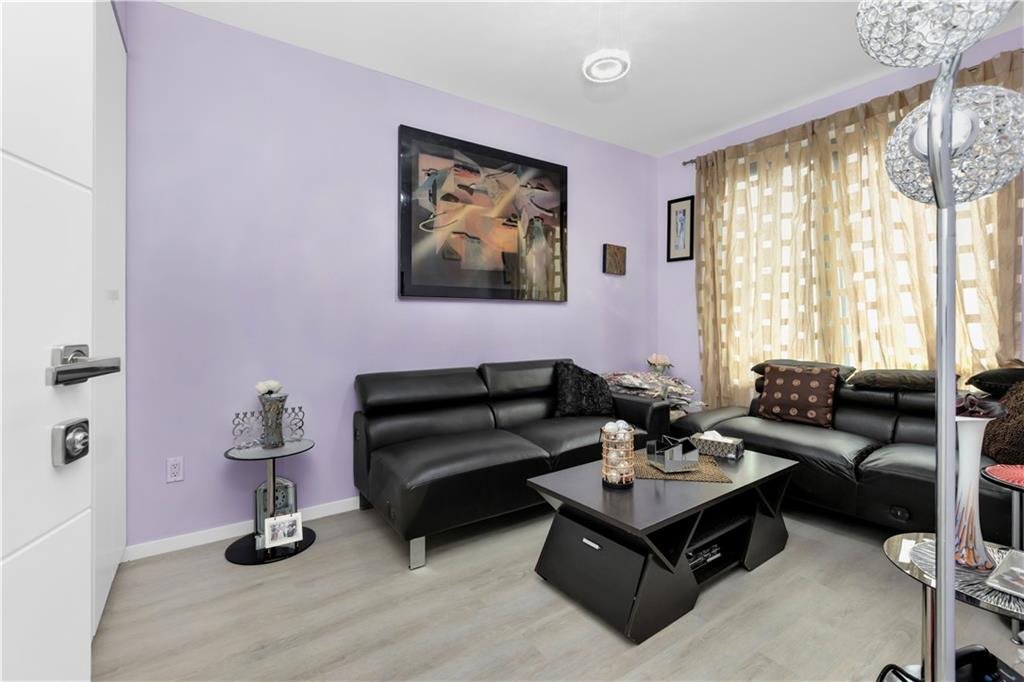 15 West End Avenue 3F Image 5