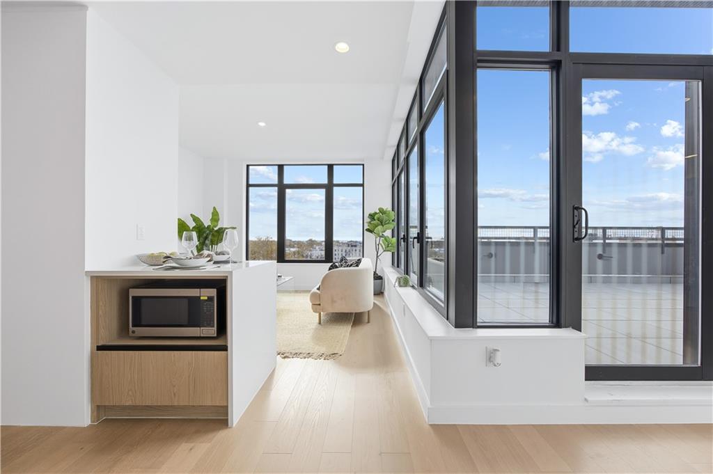 1807 66th Street 7A Image 2