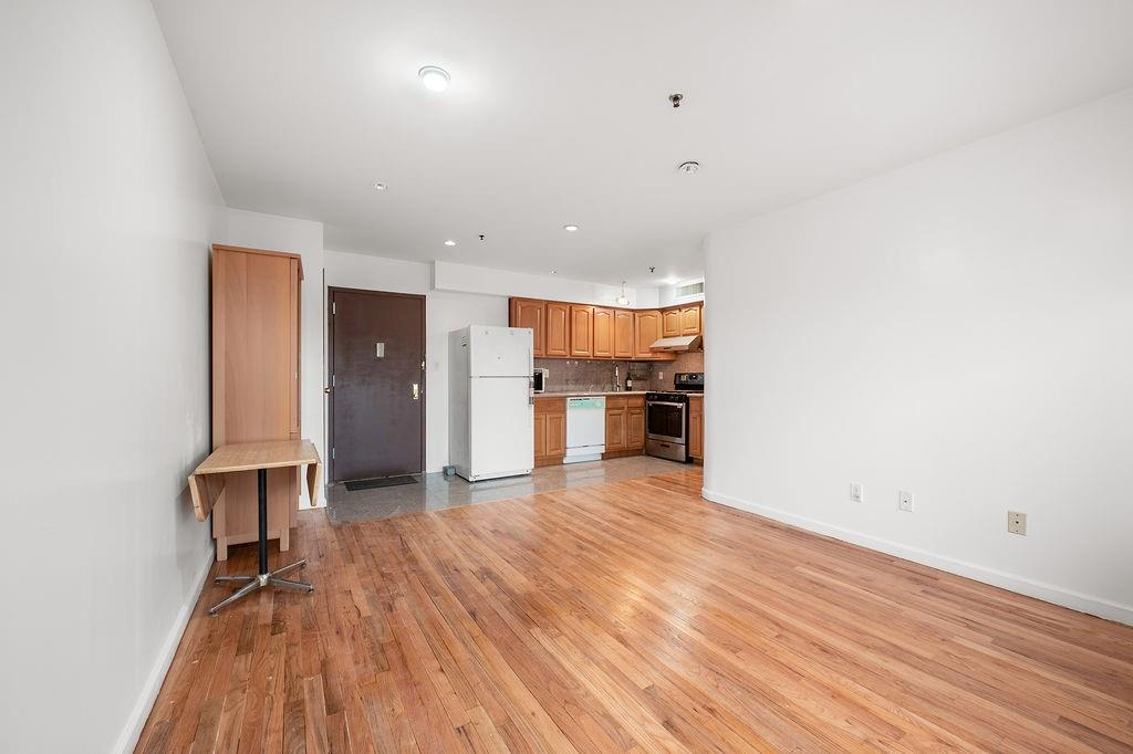 1642 West 9th Street 3B, Brooklyn, New York, 11223 image 10