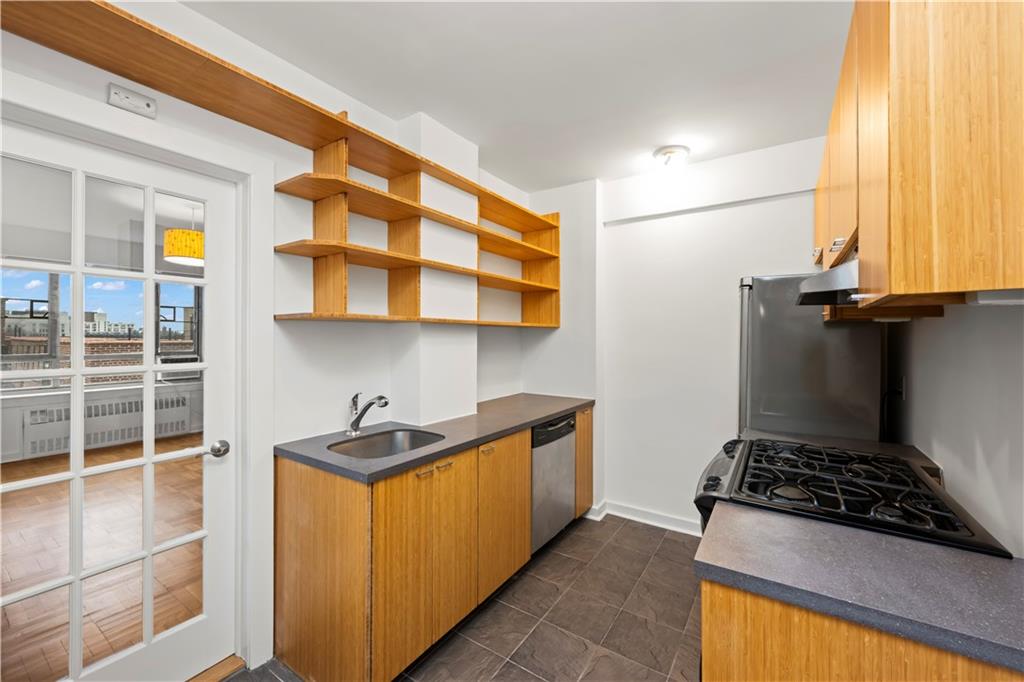 130 8th Avenue 7G, Brooklyn, New York, 11215 image 14