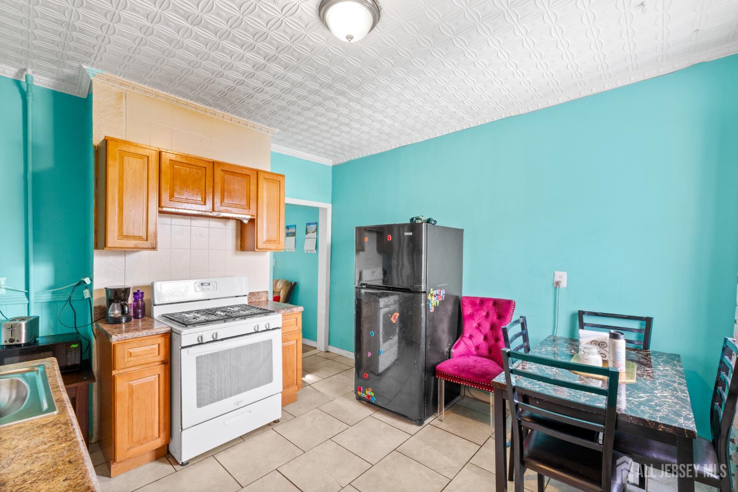 183 Walnut Street, Paterson, NJ, 07522 image 19
