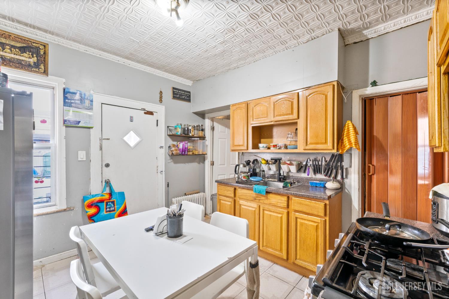 183 Walnut Street, Paterson, NJ, 07522 image 32