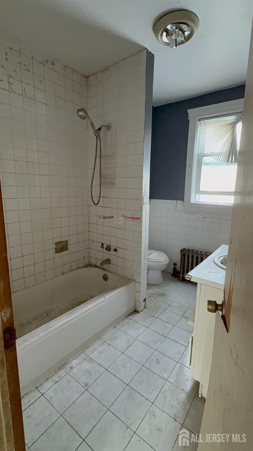 39 W 40th Street, Bayonne, NJ, 07002 image 10