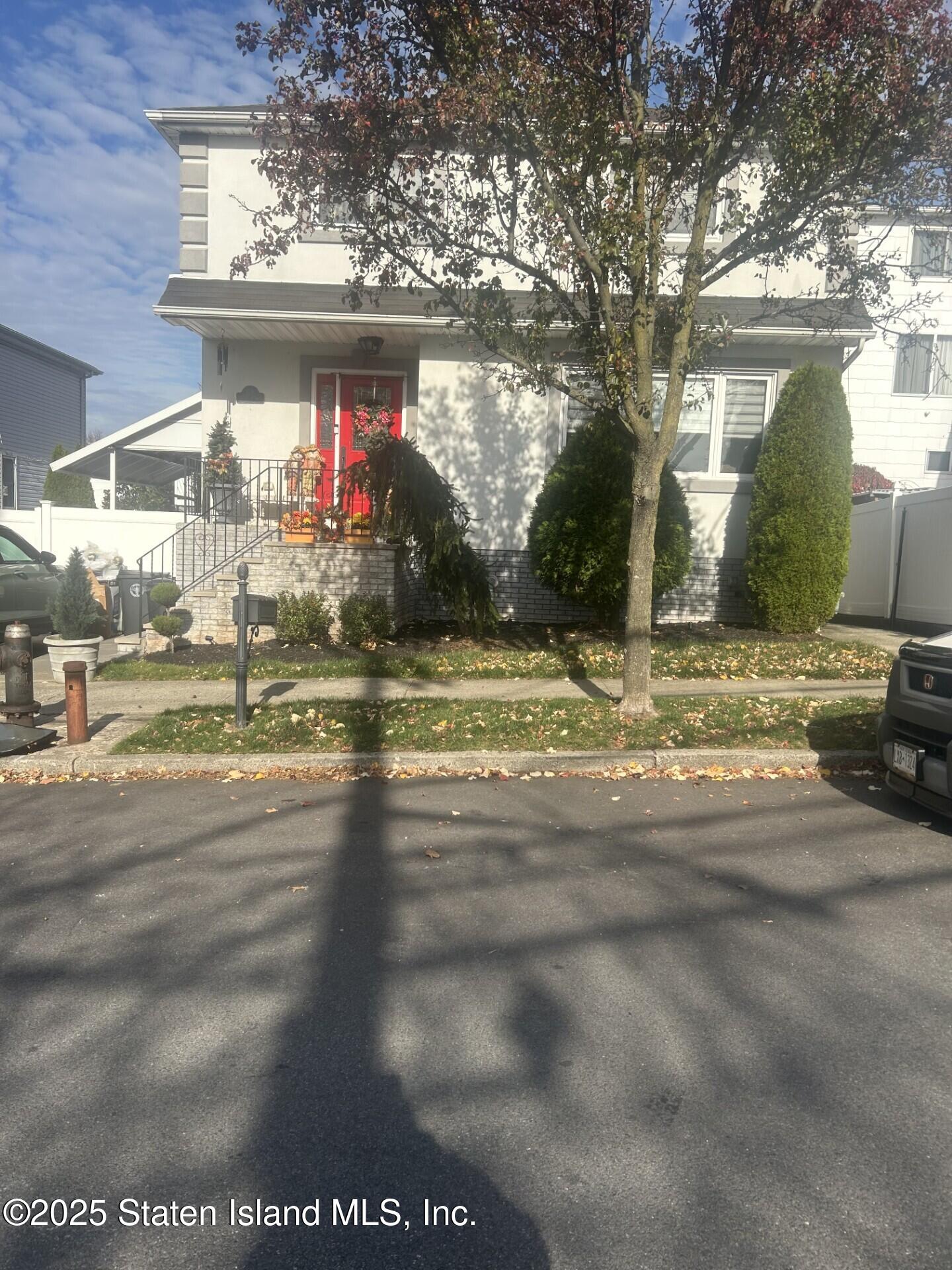 89 Columbus Avenue Image 1