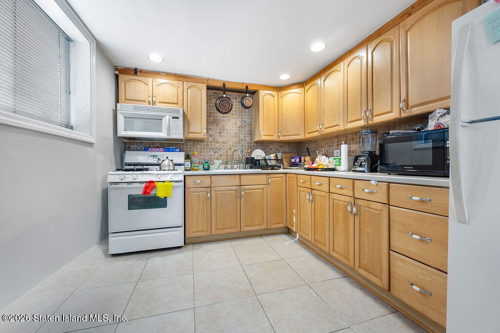 306 Buel Avenue, Staten Island, NY, 10305 image 28