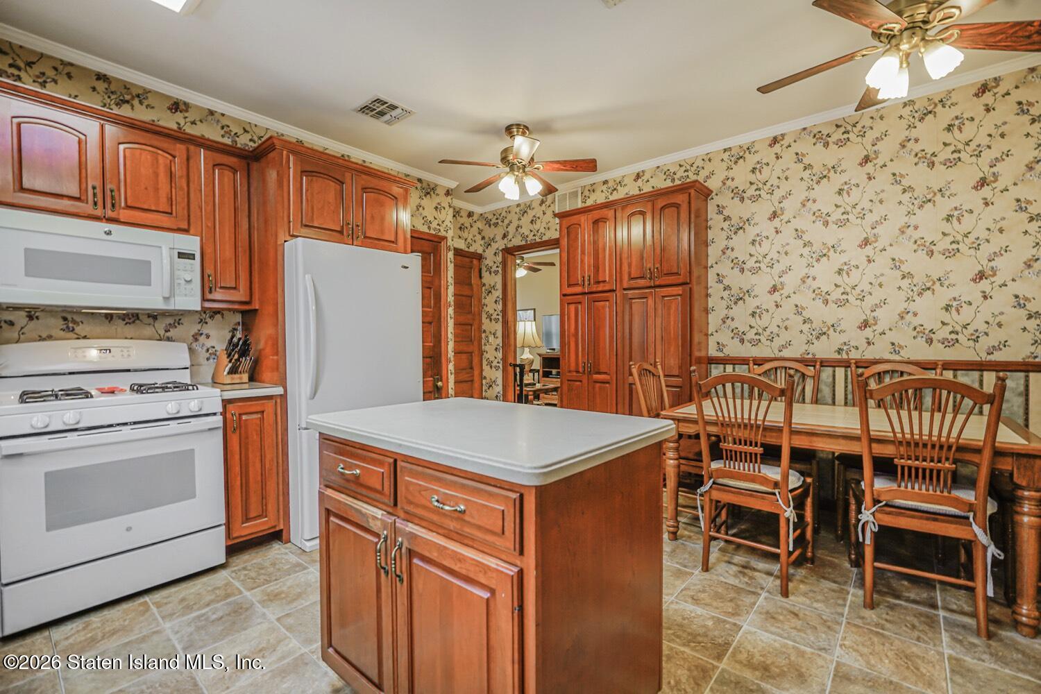213 Wood Avenue, Staten Island, NY, 10307 image 23