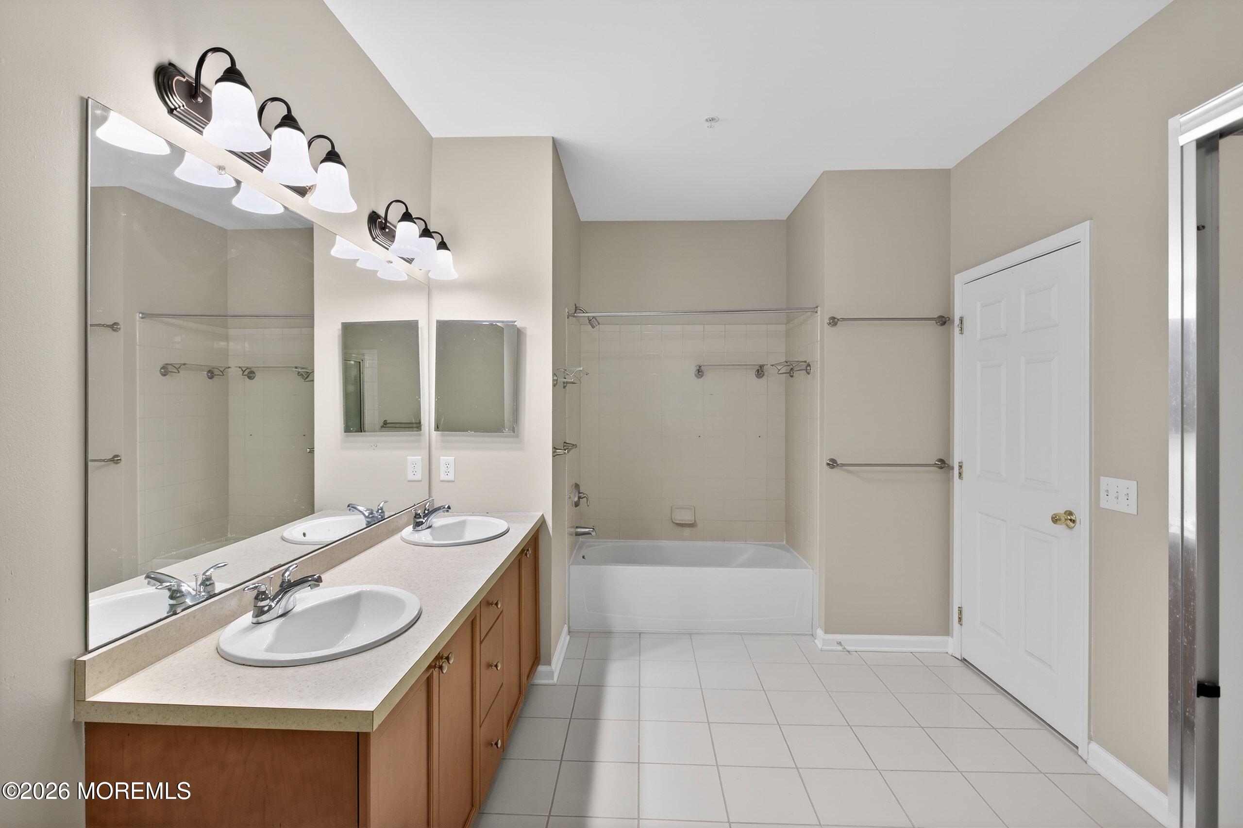 326 Sloan Court, Matawan, NJ, 07747 image 22