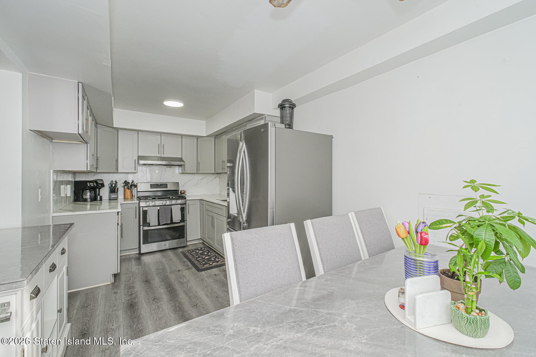 184 Continental Place A Image 4
