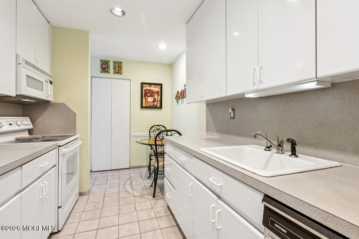 162 Cross Slope Court A, Manalapan, NJ, 07726 image 7