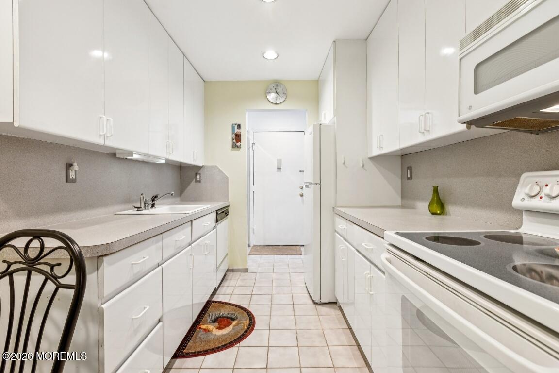 162 Cross Slope Court A, Manalapan, NJ, 07726 image 9