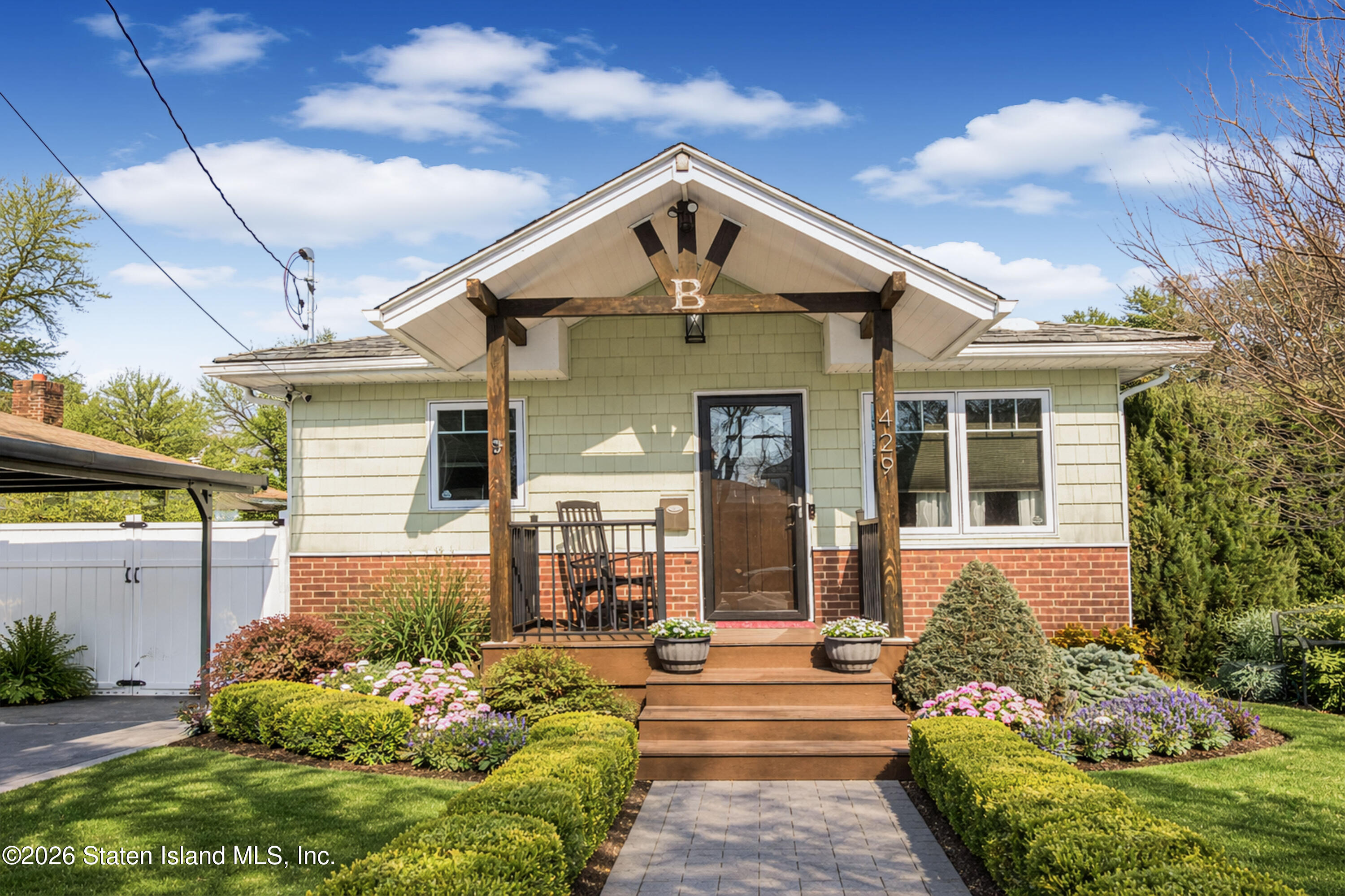 429 Isabella Avenue Image 1
