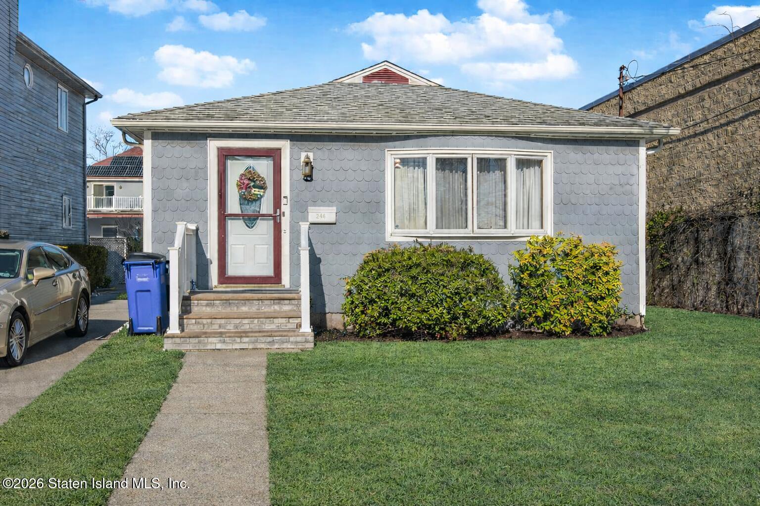 249 Midland Avenue Image 1