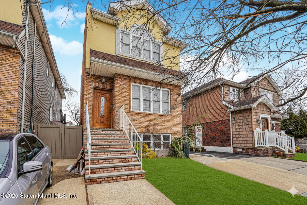 49 Llewellyn Place Image 2