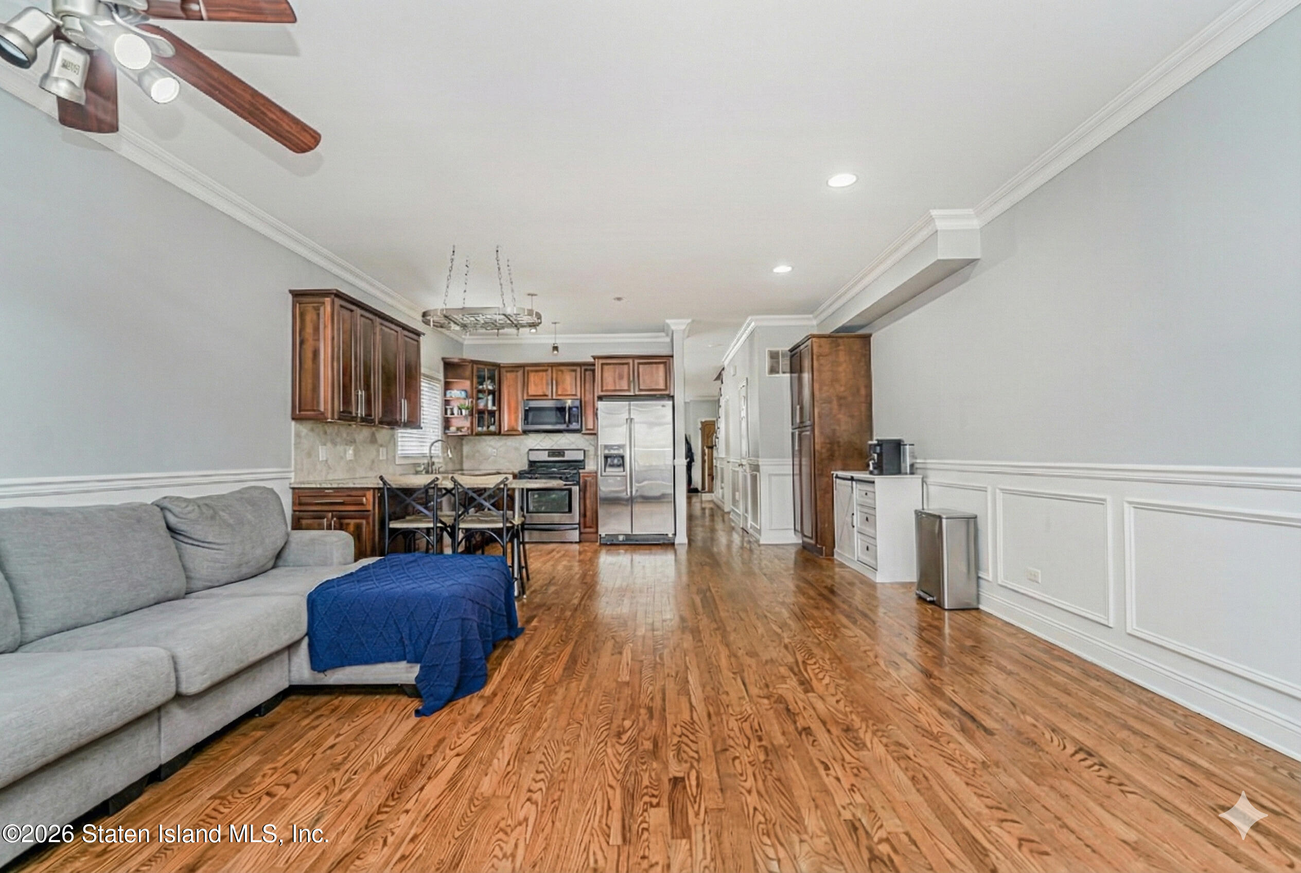 49 Llewellyn Place, Staten Island, NY, 10310 image 11