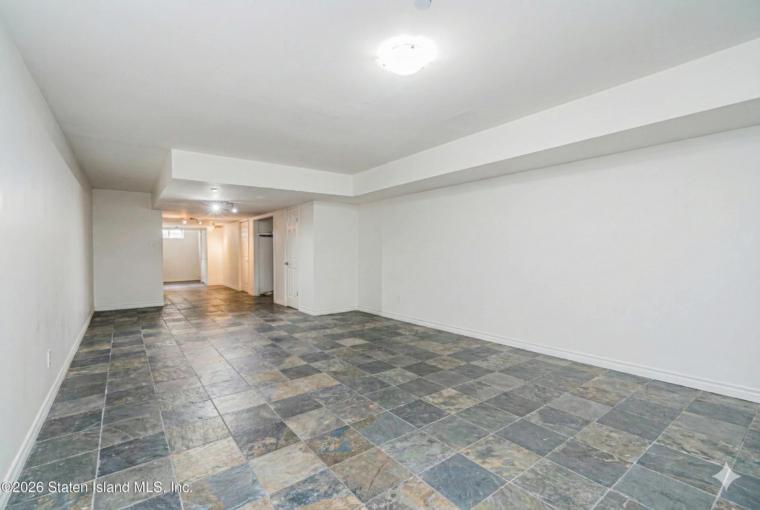 49 Llewellyn Place, Staten Island, NY, 10310 image 22