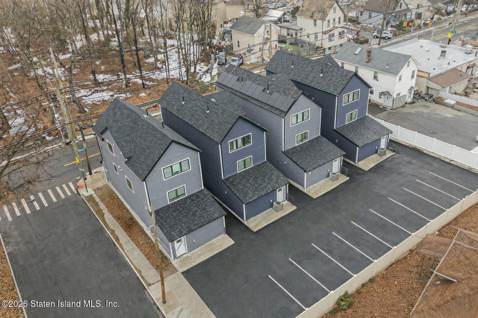 4128 Victory Boulevard Image 5