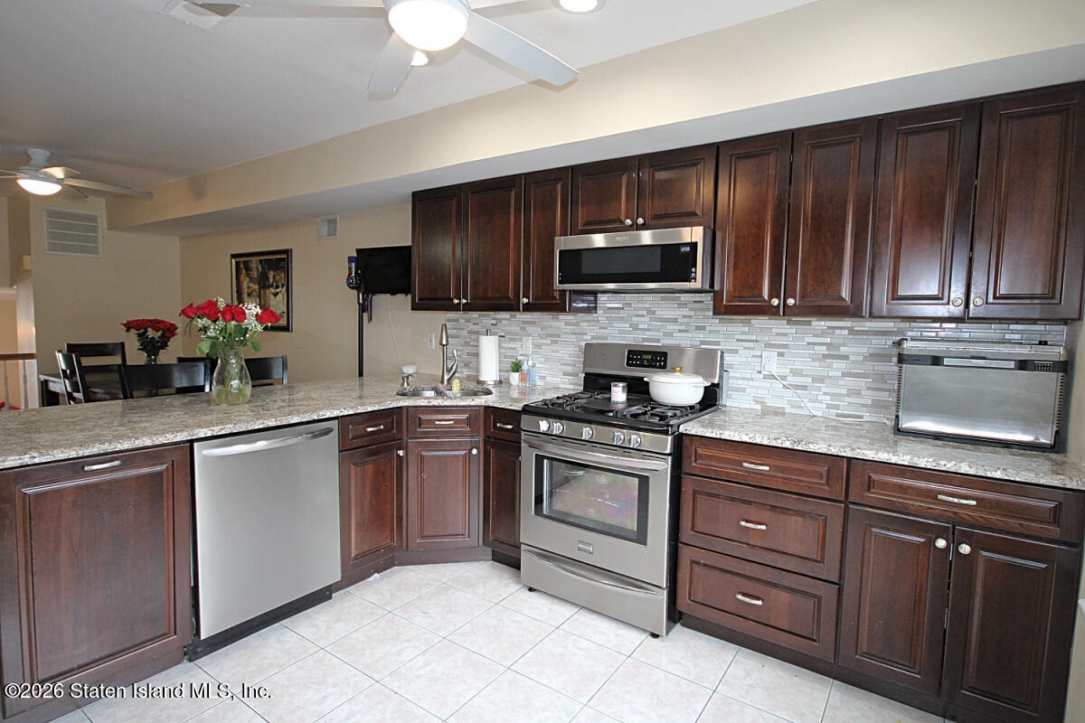 45 Woodcutters Lane, Staten Island, NY, 10306 image 9
