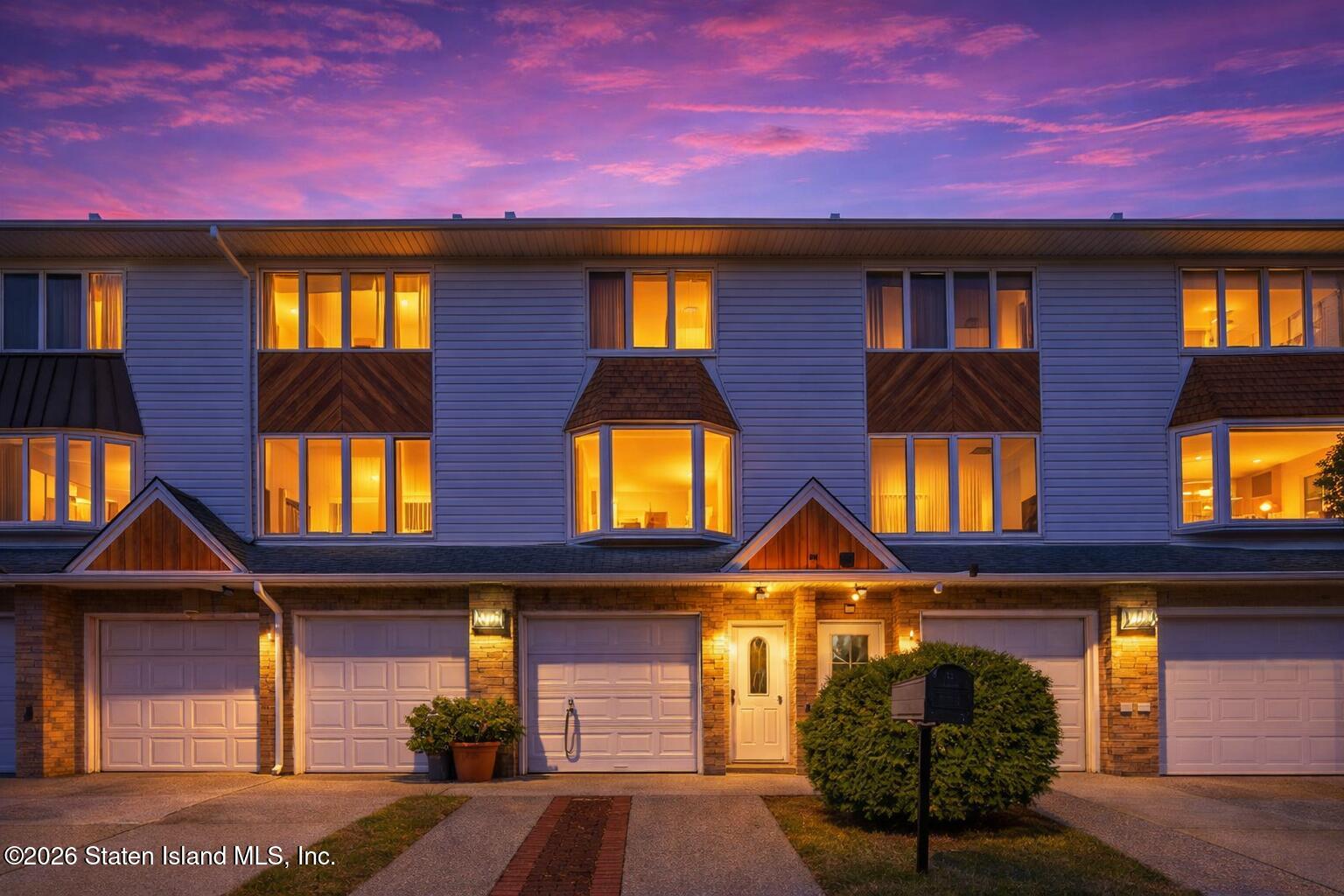107 Hempstead Avenue Image 2