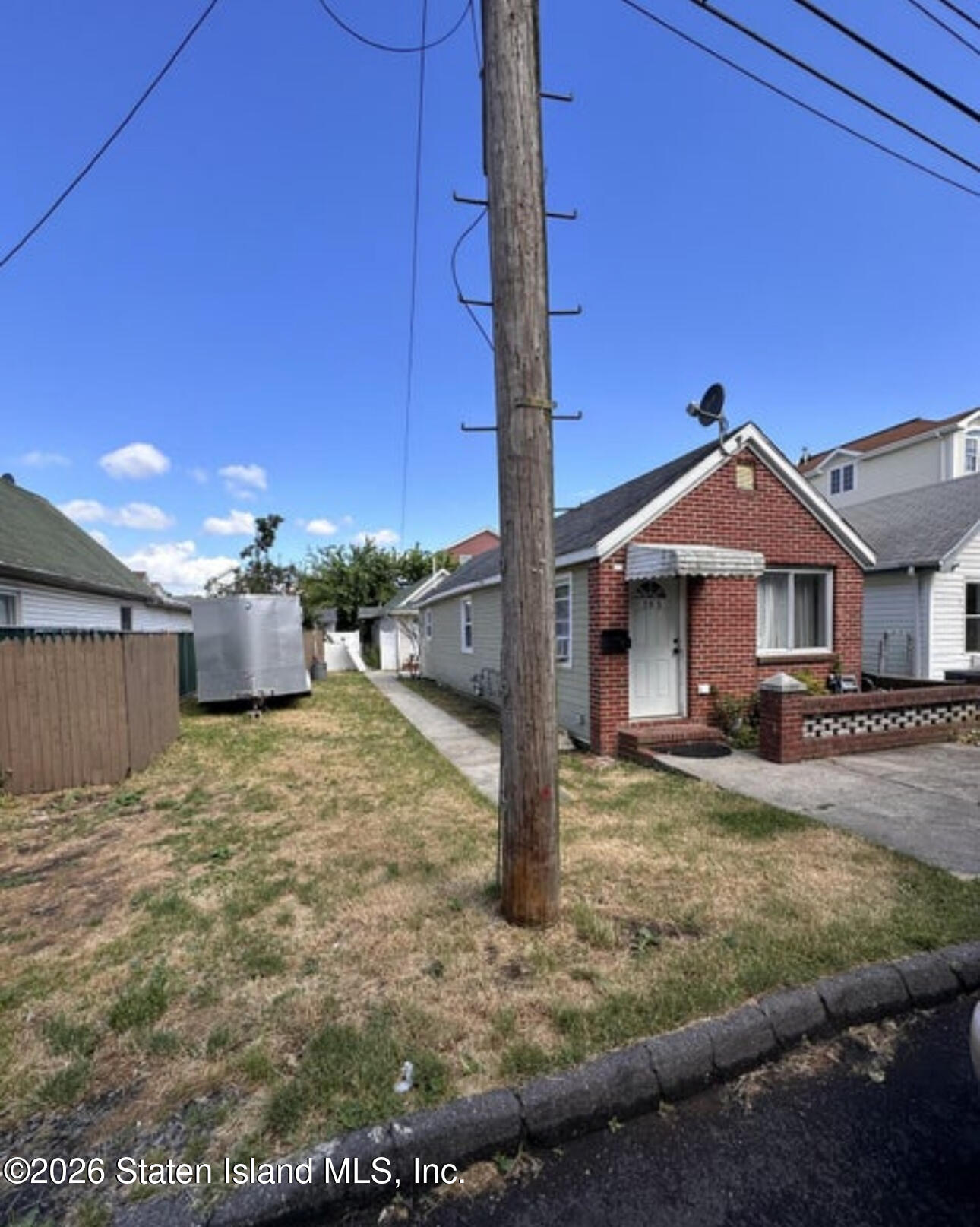 793 Patterson Avenue Image 2