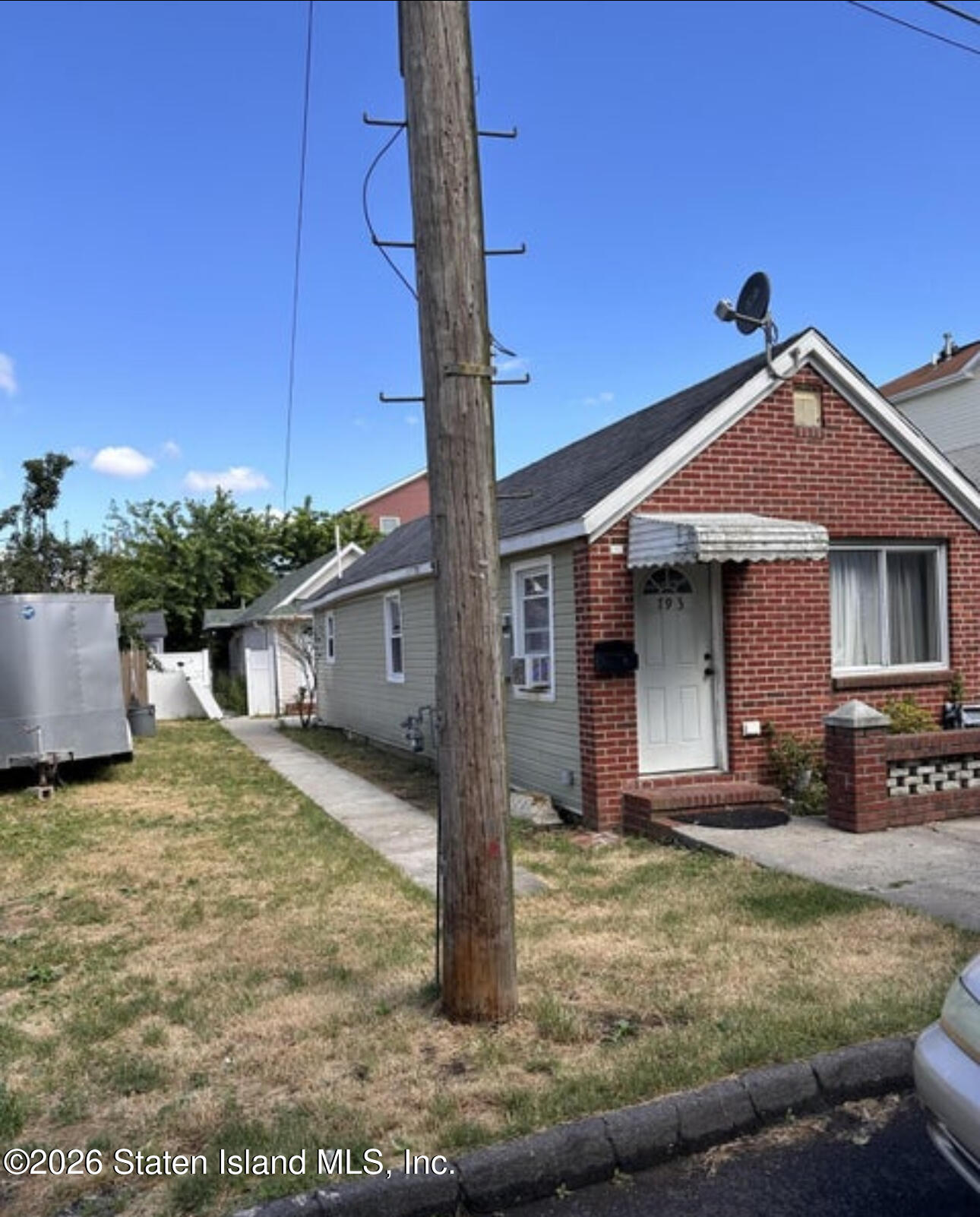 793 Patterson Avenue Image 1