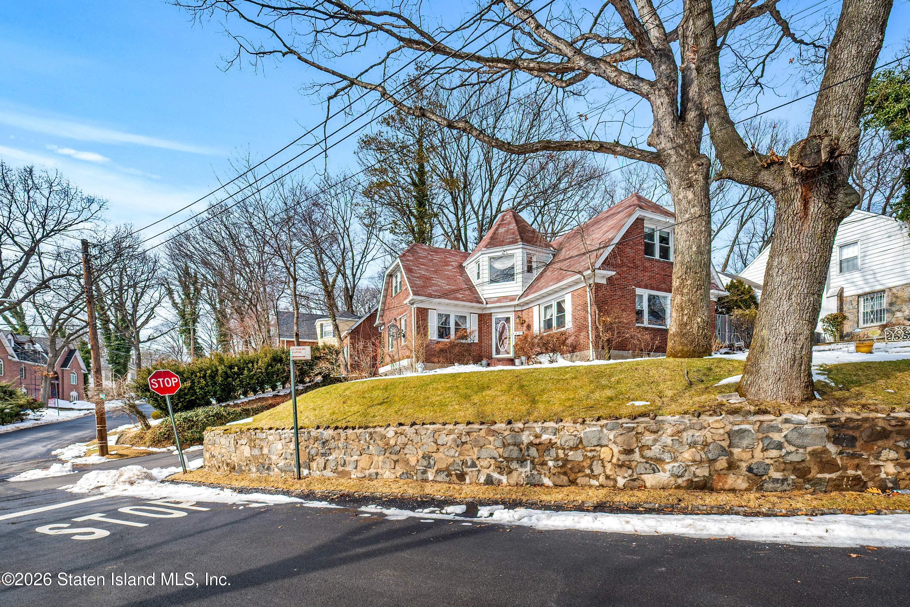 34 Holsman Road Image 3