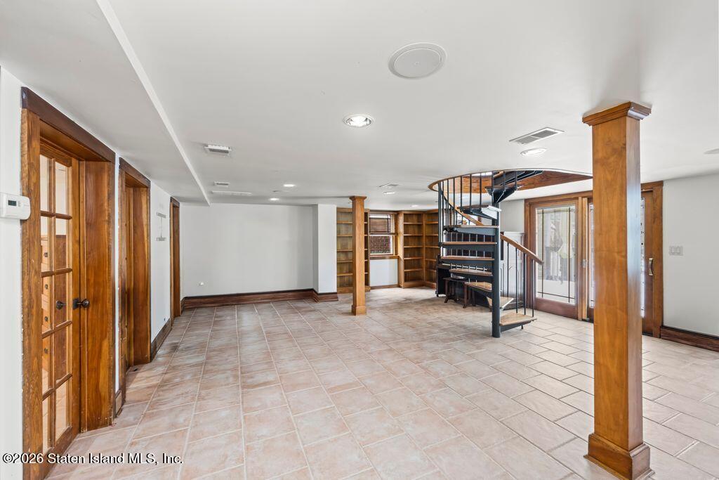 121 Windermere Road, Staten Island, NY, 10305 image 27