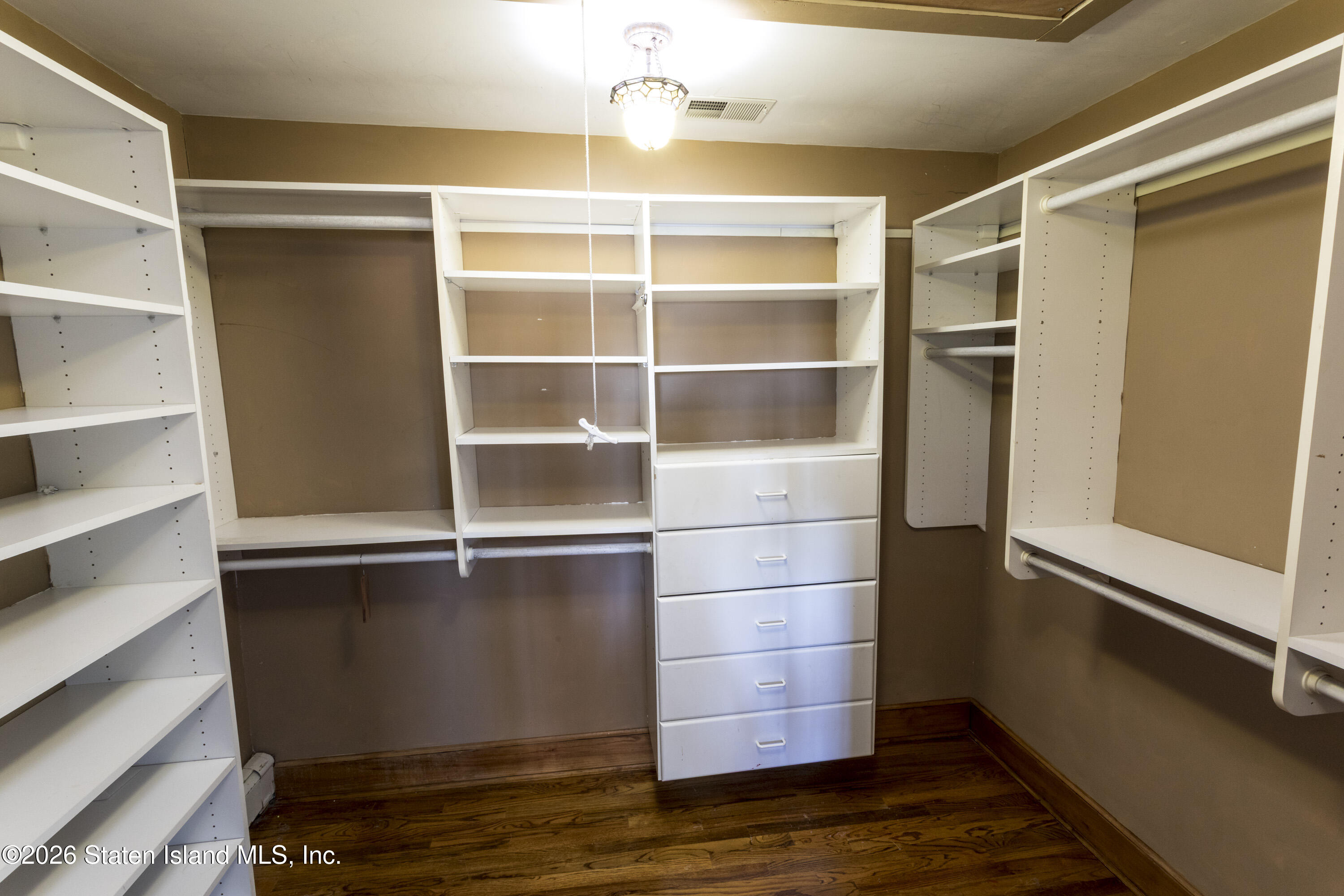 121 Windermere Road, Staten Island, NY, 10305 image 24