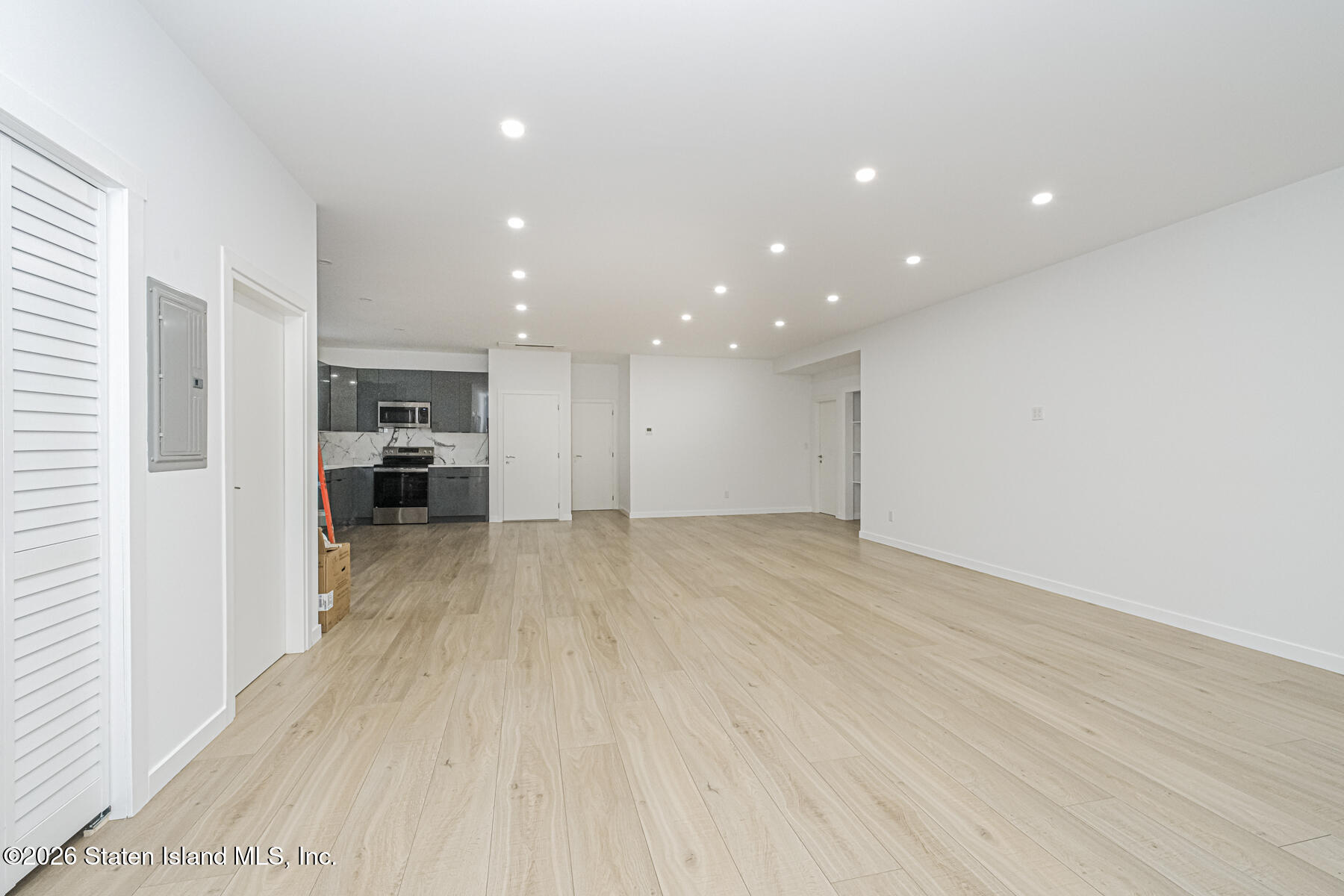 205 Hawthorne Avenue, Staten Island, NY, 10314 image 26
