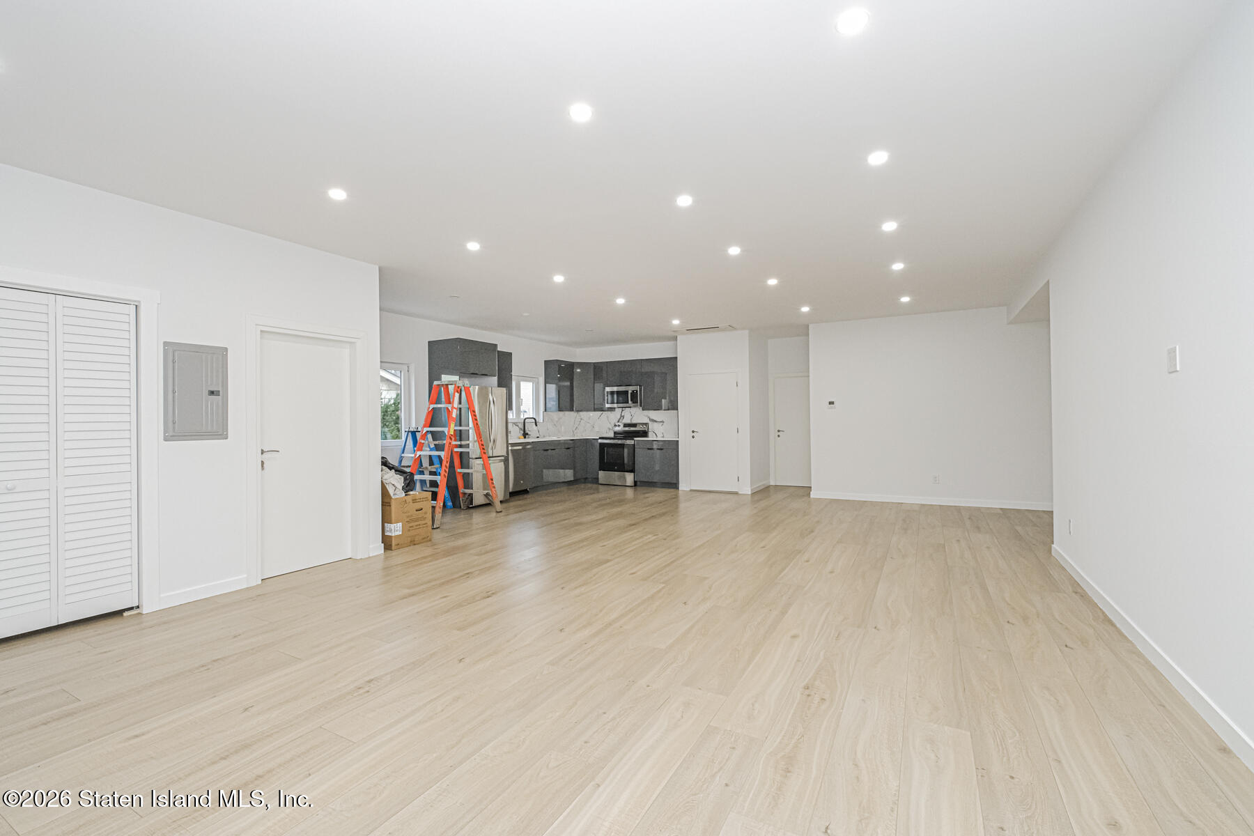 205 Hawthorne Avenue, Staten Island, NY, 10314 image 28