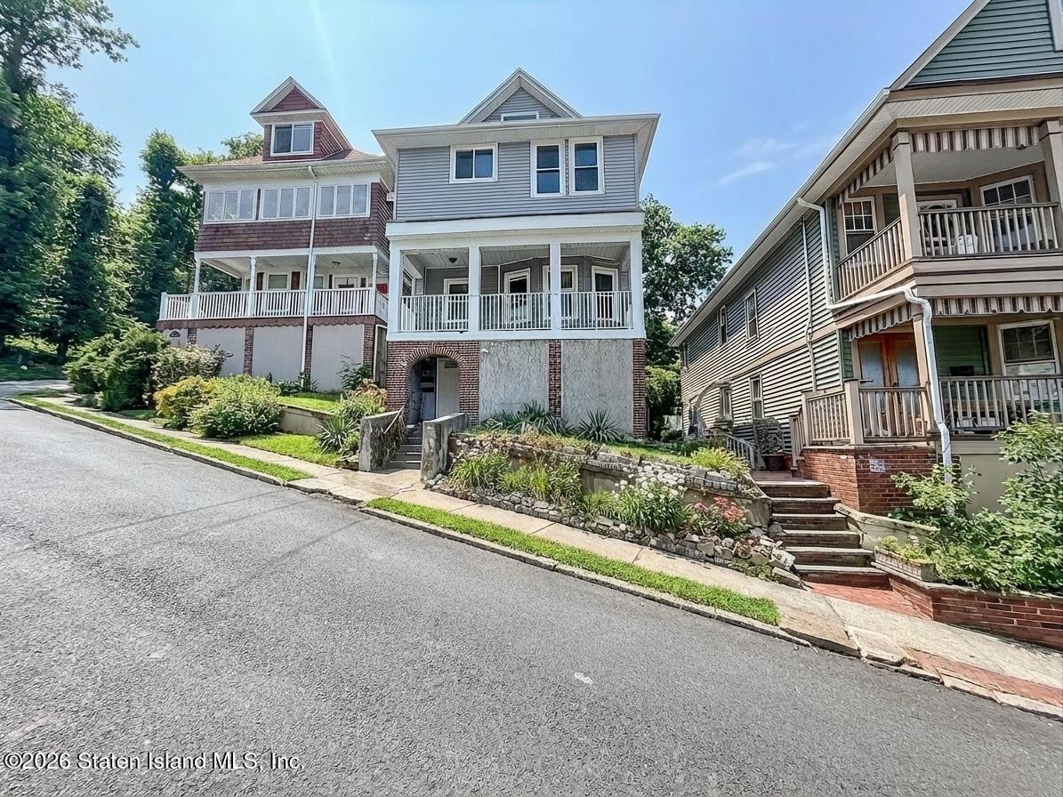 28 Pearl Street Image 1