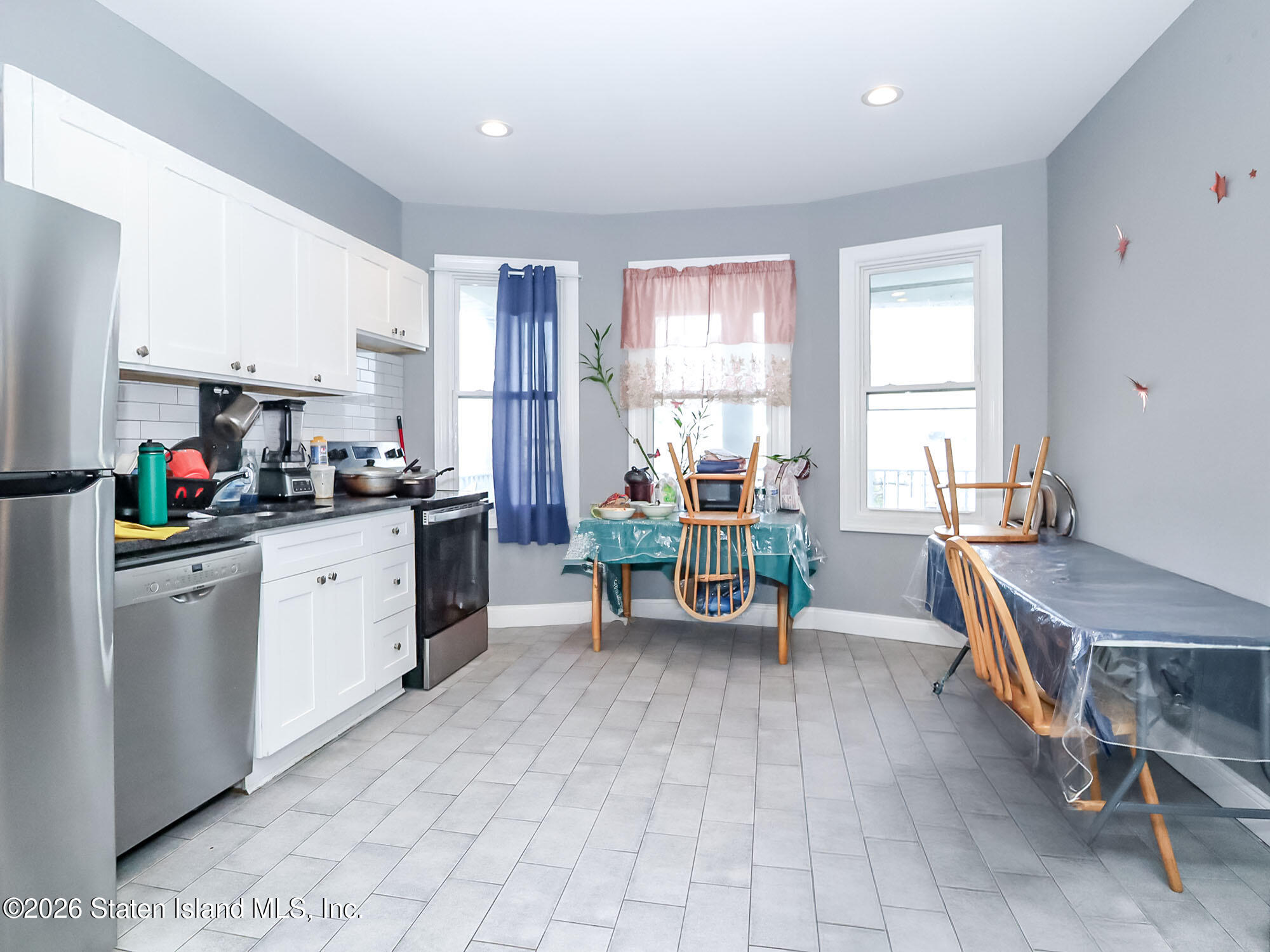 28 Pearl Street Image 4